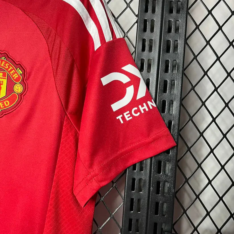 Manchester United - Hemma 24/25